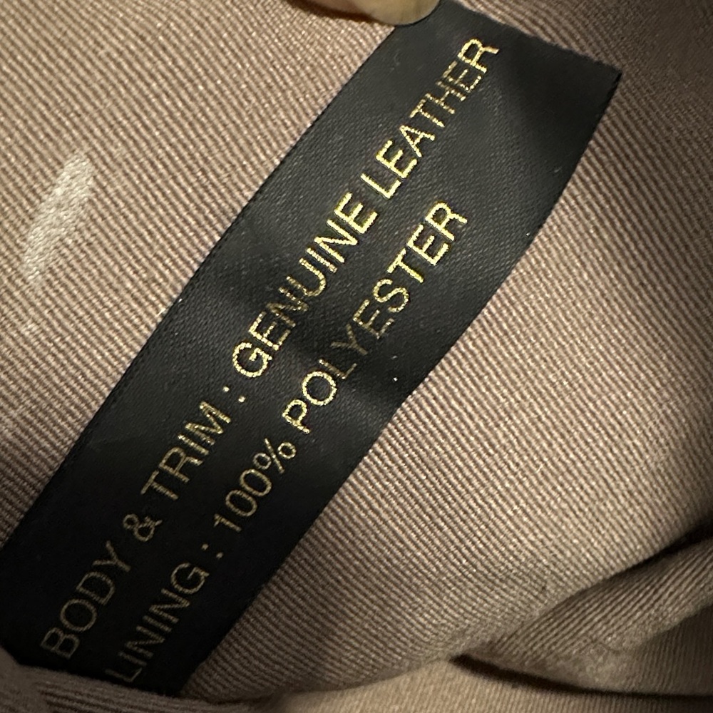 Medallion Leather Bag - Picture 3 of 11